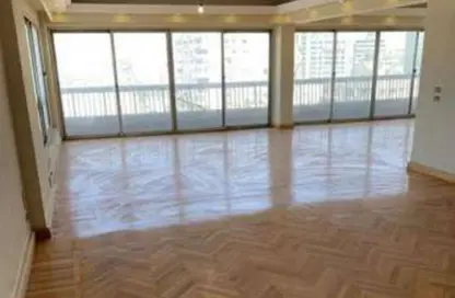 شقة - 3 غرف نوم - 2 حمامات للايجار في المهندسين - الجيزة