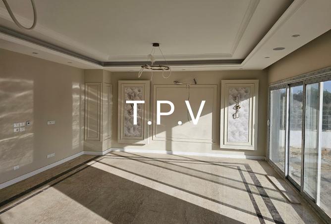 8185418 - Property Image 2