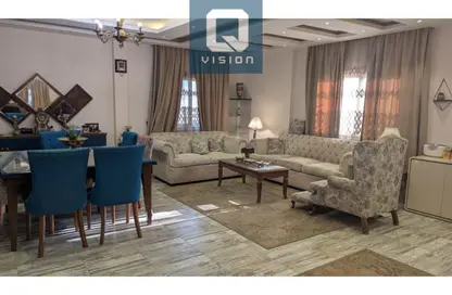 Apartment - 4 Bedrooms - 4 Bathrooms for sale in Al Mostashar Mahmoud Riad St. - El Mearag City - Zahraa El Maadi - Hay El Maadi - Cairo