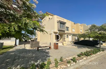 تاون هاوس - 3 غرف نوم - 4 حمامات للبيع في جولف فيوز - طريق مصر اسكندرية الصحراوي - مدينة 6 أكتوبر - الجيزة