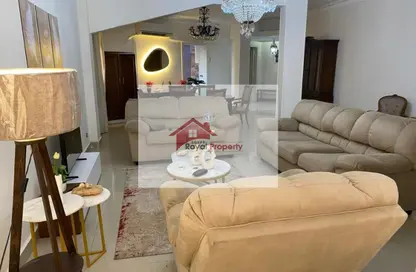 شقة - 2 غرف نوم - 2 حمامات للايجار في شارع المنصور محمد - الزمالك - القاهرة