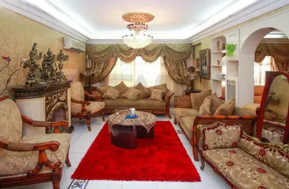 Apartment - 5 Bedrooms - 3 Bathrooms for sale in Kafr Abdo - Roushdy - Hay Sharq - Alexandria