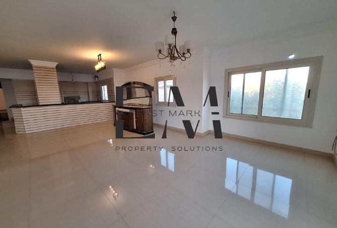 8382971 - Property Image 2