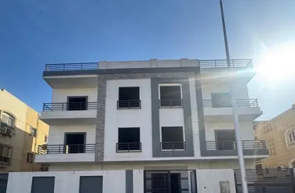Apartment - 3 Bedrooms - 3 Bathrooms for sale in El Banafseg - New Cairo City - Cairo