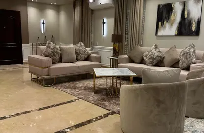 Villa - 4 Bedrooms - 5 Bathrooms for sale in Madinaty - Cairo