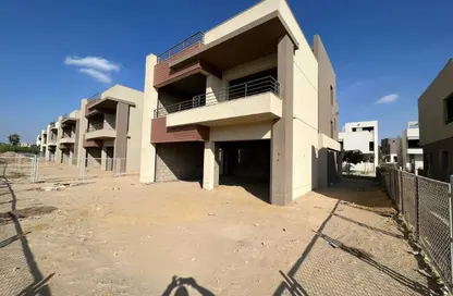 Villa - 3 Bedrooms - 4 Bathrooms for sale in New Giza - Cairo Alexandria Desert Road - 6 October City - Giza