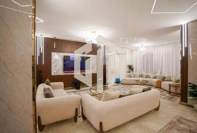 8213866 - Property Image 3