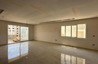 Apartment - 3 Bedrooms - 3 Bathrooms for rent in The Residence - The 5th Settlement - New Cairo City - Cairo