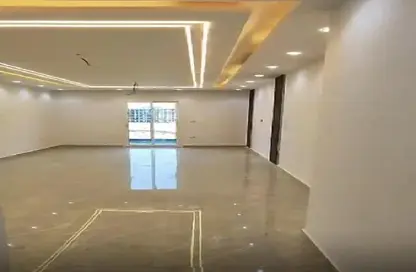 Apartment - 3 Bedrooms - 3 Bathrooms for sale in Rhodes - New Capital Compounds - New Capital City - Cairo