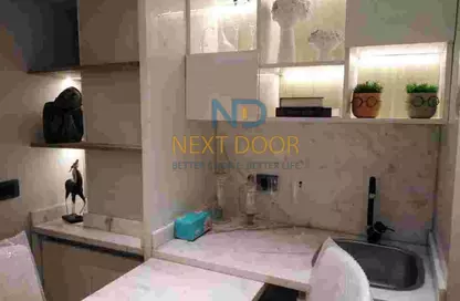 Apartment - 2 Bedrooms - 1 Bathroom for rent in Ahmed Heshmat St. - Zamalek - Cairo