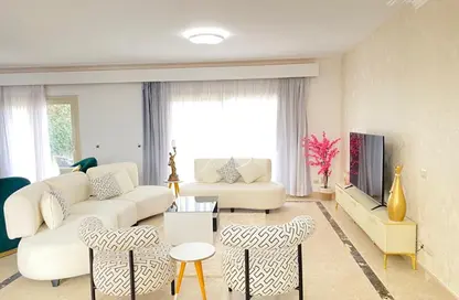 Villa - 4 Bedrooms - 4 Bathrooms for rent in Al  Rabwa - Sheikh Zayed Compounds - Sheikh Zayed City - Giza Villa - 4 Bedrooms - 4 Bathrooms for rent in Al  Rabwa - Sheikh Zayed Compounds - Sheikh Zayed City - Giza