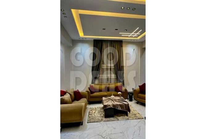 7972899 - Property Image 2