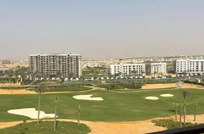 Apartment - 2 Bedrooms - 2 Bathrooms for sale in The Fourteen Golf Residences - Uptown Cairo - Mokattam - Cairo