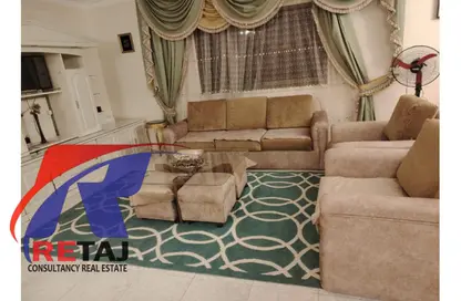 Apartment - 3 Bedrooms - 2 Bathrooms for rent in Mohamed Kamel Al Harouny St. - 6th Zone - Nasr City - Cairo