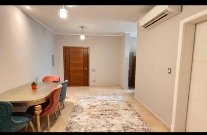 Apartment - 1 Bedroom - 1 Bathroom for sale in Palm Hills Village Gate - South Investors Area - New Cairo City - Cairo