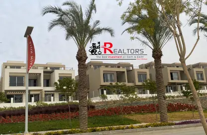Villa - 4 Bedrooms - 3 Bathrooms for sale in Palm Hills New Cairo - 5th Settlement Compounds - The 5th Settlement - New Cairo City - Cairo