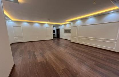 Apartment - 2 Bedrooms - 2 Bathrooms for rent in Village Gardens Katameya - 5th Settlement Compounds - The 5th Settlement - New Cairo City - Cairo
