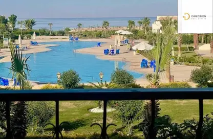 شاليه - غرفة نوم - 2 حمامات للبيع في منتجع لولي بيتش - العين السخنة - السويس