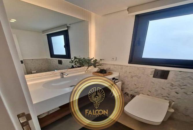 8221308 - Property Image 3