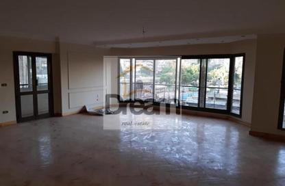Co-Working Space - Studio - 4 Bathrooms for rent in Al Batal Ahmed Abd El Aziz St. - Mohandessin - Giza