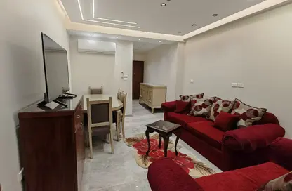 Apartment - 3 Bedrooms - 1 Bathroom for rent in Hay El Manial - Cairo