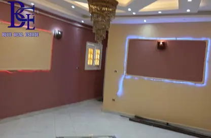 شقة - 4 غرف نوم - 2 حمامات للبيع في الحي الحادي عشر - الشيخ زايد - الجيزة