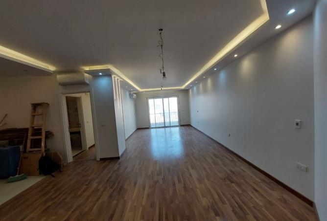 8064942 - Property Image 3