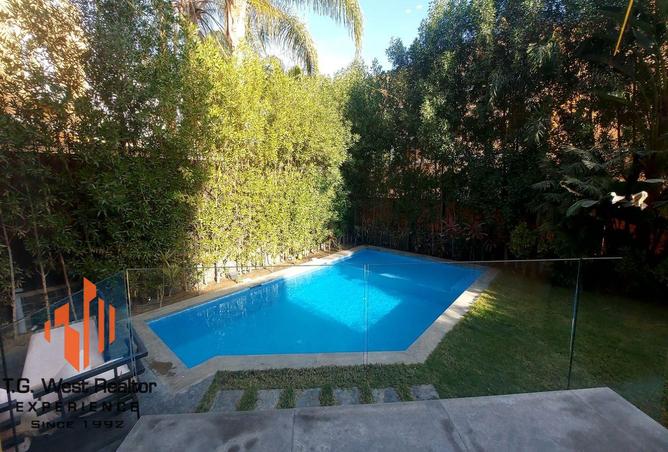 8102942 - Property Image 2