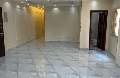 Apartment - 3 Bedrooms - 3 Bathrooms for rent in 2 and 2 - Al Andalus District - New Cairo City - Cairo