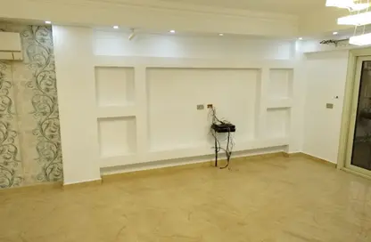 Villa - 5 Bedrooms - 4 Bathrooms for sale in Pyramids Walk - South Dahshur Link - 6 October City - Giza