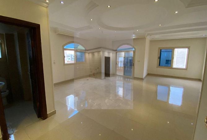 8161386 - Property Image 3