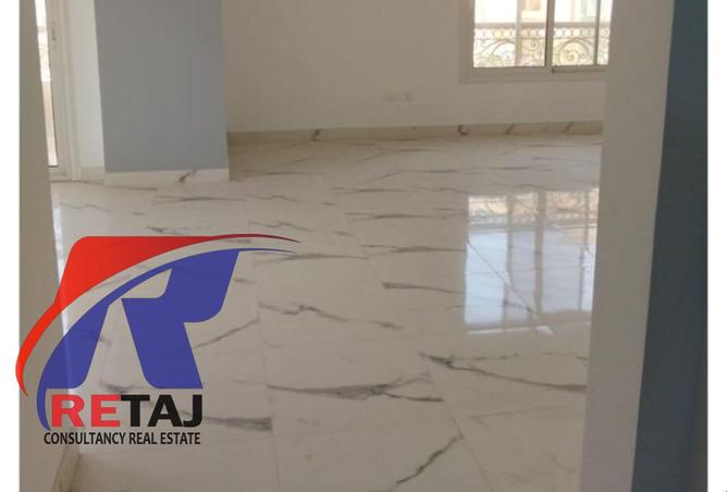 8260565 - Property Image 3