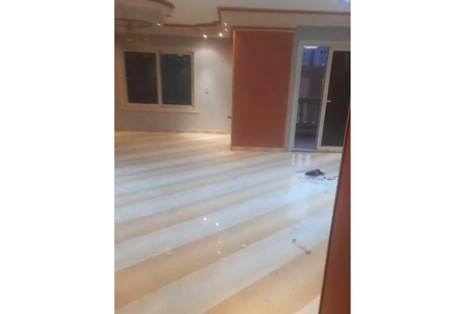 8181133 - Property Main Image