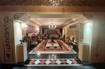 Apartment - 4 Bedrooms - 3 Bathrooms for sale in 8th Zone - Nasr City - Cairo