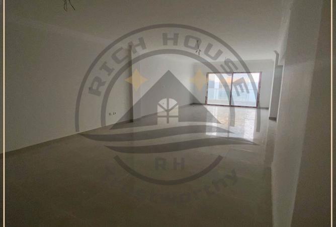 8476429 - Property Image 3