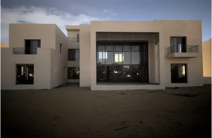 Villa - 5 Bedrooms - 7 Bathrooms for sale in O West - 6 October Compounds - 6 October City - Giza