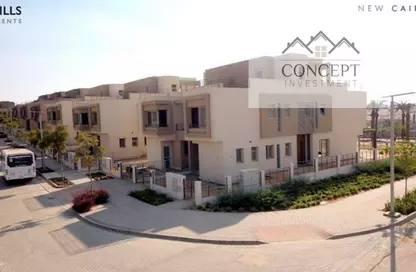Villa - 6 Bedrooms - 6 Bathrooms for sale in Palm Hills New Cairo - 5th Settlement Compounds - The 5th Settlement - New Cairo City - Cairo