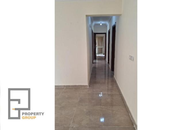 8033997 - Property Image 3