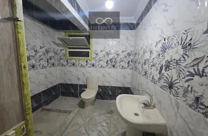 Apartment - 3 Bedrooms - 2 Bathrooms for rent in Zahraa El Maadi - Hay El Maadi - Cairo