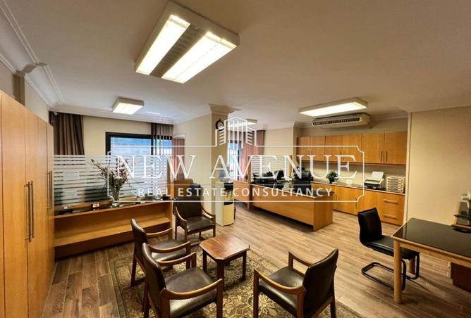 8175428 - Property Main Image