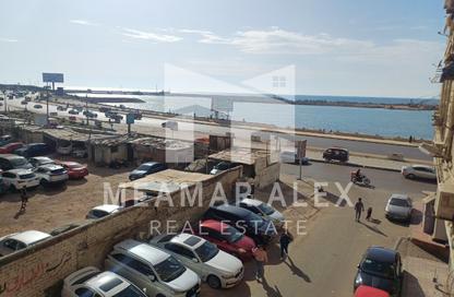 شقة - 3 غرف نوم - 3 حمامات للبيع في السرايا - سيدي بشر - حي اول المنتزة - الاسكندرية