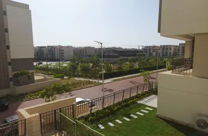 Apartment - 2 Bedrooms - 2 Bathrooms for sale in Villa Square - Fifth Square - The 5th Settlement - New Cairo City - Cairo