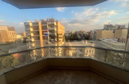 شقة - 3 غرف نوم - 2 حمامات للبيع في الكوربة - مصر الجديدة - القاهرة