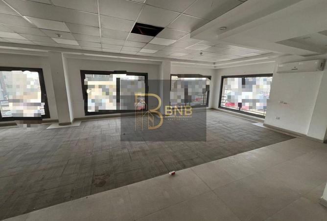 8426129 - Property Main Image