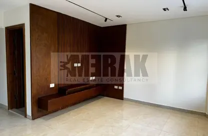 Apartment - 2 Bedrooms - 2 Bathrooms for sale in Galleria Moon Valley - South Investors Area - New Cairo City - Cairo