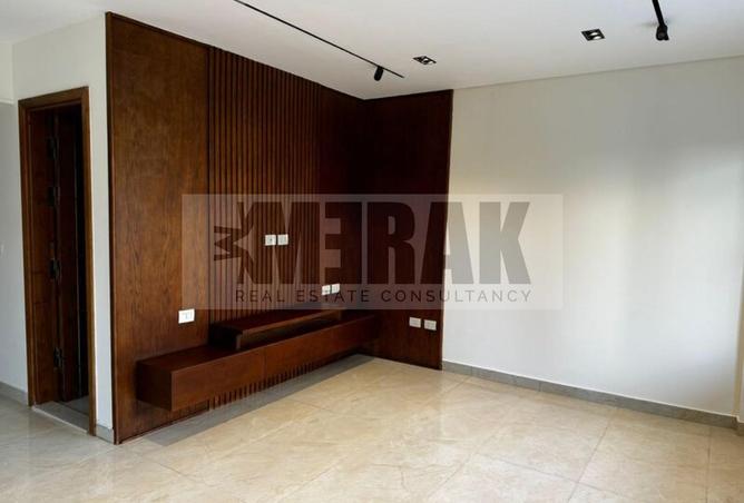 8176962 - Property Image 3