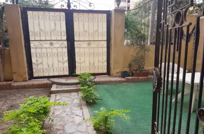 Apartment - 3 Bedrooms - 2 Bathrooms for sale in Gate 4 - Mena - Hadayek El Ahram - Giza