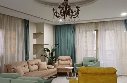 Apartment - 3 Bedrooms - 2 Bathrooms for rent in Zahraa El Maadi - Hay El Maadi - Cairo
