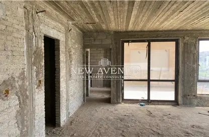 Villa - 4 Bedrooms - 4 Bathrooms for sale in Westown - Sheikh Zayed Compounds - Sheikh Zayed City - Giza