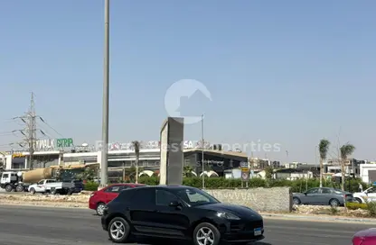 محل - استوديو - 1 حمام للبيع في ثرو - طريق وصلة دهشور - الشيخ زايد - الجيزة